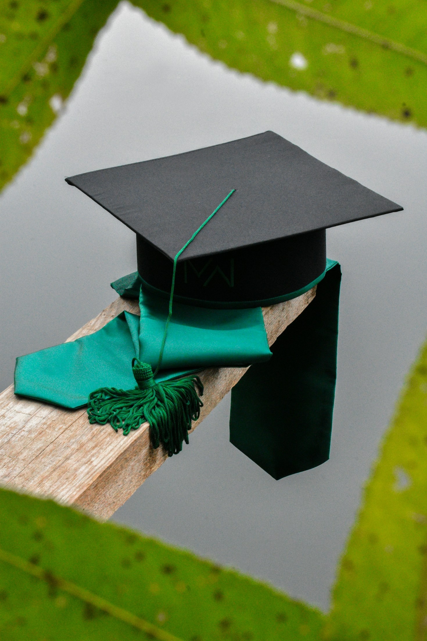 How to Find and Apply for Scholarships Successfully